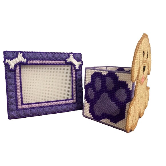 Handmade Needlepoint Plastic Yarn TREAT BOX & PHOTO FRAME Dog Puppy Retriever - Picture 2 of 13